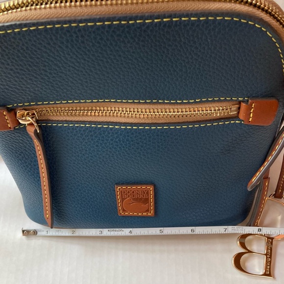 Dooney & Bourke domed Blue and Tan Crossbody Bag - Picture 4 of 9